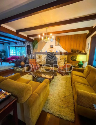 Imagem Casa com 6 Quartos à Venda, 720 m² em Capivari - Campos Do Jordão Imagem Casa com 6 Quartos à Venda, 720 m² em Capivari - Campos Do Jordão