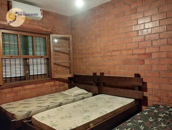 Imagem Casa com 3 Quartos à Venda, 144 m² em Indaiá - Bertioga Imagem Casa com 3 Quartos à Venda, 144 m² em Indaiá - Bertioga