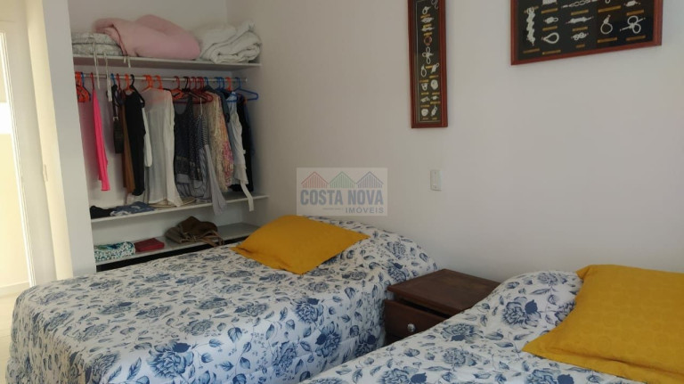 Imagem Casa com 5 Quartos à Venda, 270 m² Imagem Casa com 5 Quartos à Venda, 270 m²