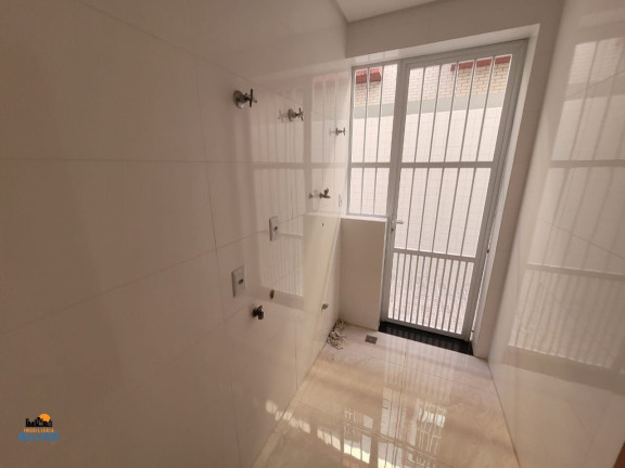 Imagem Casa com 3 Quartos à Venda, em Embaré - Santos Imagem Casa com 3 Quartos à Venda, em Embaré - Santos