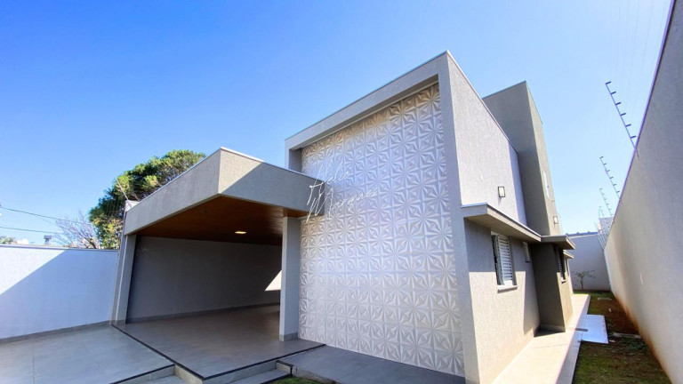 Imagem Casa com 3 Quartos à Venda, 183 m² em Tiradentes - Campo Grande Imagem Casa com 3 Quartos à Venda, 183 m² em Tiradentes - Campo Grande