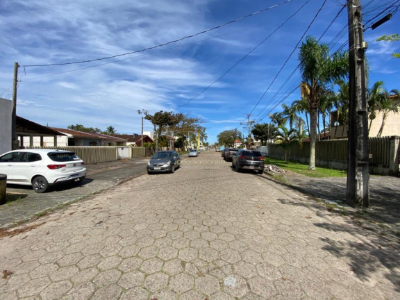 Imagem Casa com 3 Quartos à Venda, 83 m² em Centro - Guaratuba Imagem Casa com 3 Quartos à Venda, 83 m² em Centro - Guaratuba