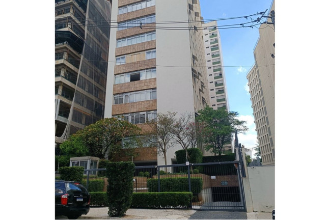 Imagem Apartamento com 3 Quartos à Venda, 137 m² em Itaim Bibi - São Paulo Imagem Apartamento com 3 Quartos à Venda, 137 m² em Itaim Bibi - São Paulo