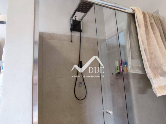 Imagem Casa com 3 Quartos à Venda, 168 m² em Boqueirão - Santos Imagem Casa com 3 Quartos à Venda, 168 m² em Boqueirão - Santos