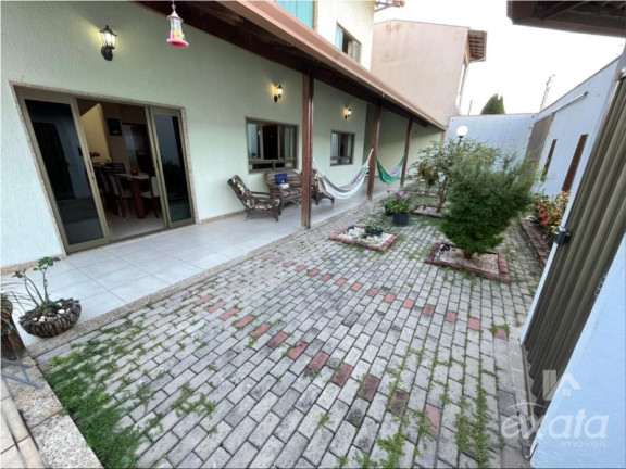 Imagem Casa com 3 Quartos para Alugar ou Temporada, 271 m² em Colina De Laranjeiras - Serra