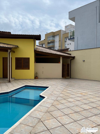 Imagem Sobrado com 6 Quartos à Venda, 375 m² em Centro - Ubatuba