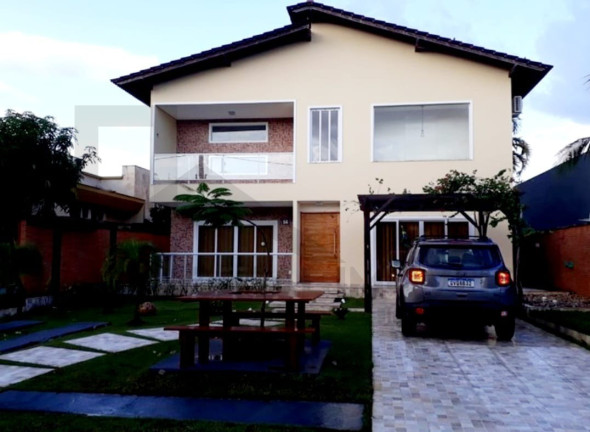 Imagem Casa com 4 Quartos para Alugar,  em Parque Verde - Belém