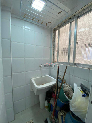 Imagem Kitnet com 1 Quarto à Venda, 33 m² em Boqueirão - Praia Grande Imagem Kitnet com 1 Quarto à Venda, 33 m² em Boqueirão - Praia Grande