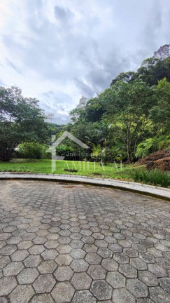 Imagem Casa de Condomínio com 4 Quartos à Venda, 215 m² em Iririú - Joinville