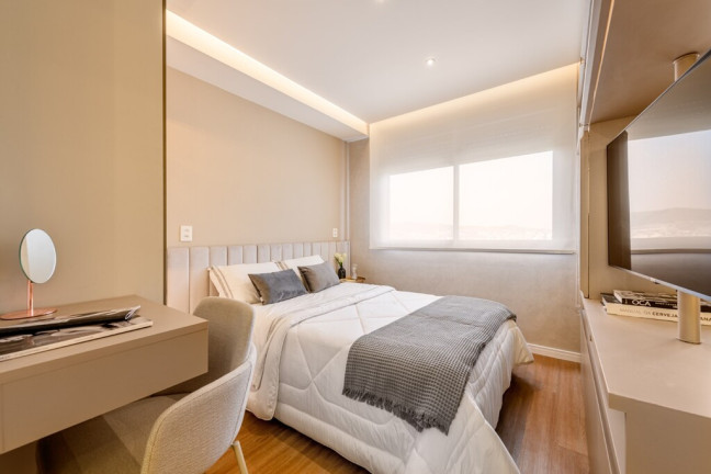 Imagem Imóvel com 2 Quartos à Venda, 67 m² em Petrópolis - Porto Alegre Imagem Imóvel com 2 Quartos à Venda, 67 m² em Petrópolis - Porto Alegre