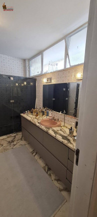 Imagem Casa com 4 Quartos à Venda, 420 m² em Moema - São Paulo Imagem Casa com 4 Quartos à Venda, 420 m² em Moema - São Paulo