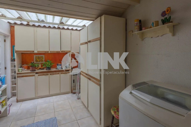 Imagem Imóvel com 3 Quartos à Venda, 163 m² em Ipanema - Porto Alegre