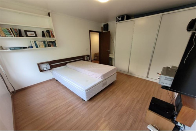 Imagem Imóvel com 3 Quartos à Venda, em Moinhos De Vento - Porto Alegre Imagem Imóvel com 3 Quartos à Venda, em Moinhos De Vento - Porto Alegre