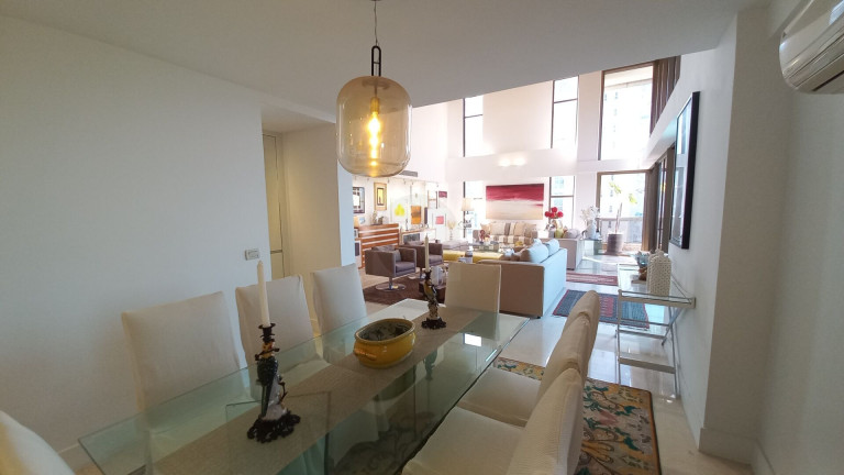 Imagem Apartamento com 4 Quartos à Venda, 267 m² em Barra Da Tijuca - Rio De Janeiro