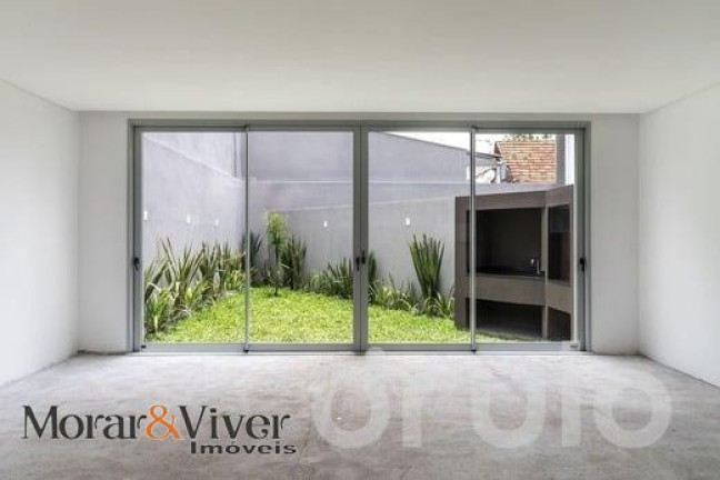 Imagem Casa com 3 Quartos à Venda, 169 m² em Vista Alegre - Curitiba Imagem Casa com 3 Quartos à Venda, 169 m² em Vista Alegre - Curitiba