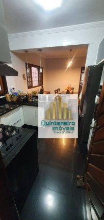 Imagem Sobrado com 3 Quartos à Venda, 252 m² em Parque Renato Maia - Guarulhos Imagem Sobrado com 3 Quartos à Venda, 252 m² em Parque Renato Maia - Guarulhos