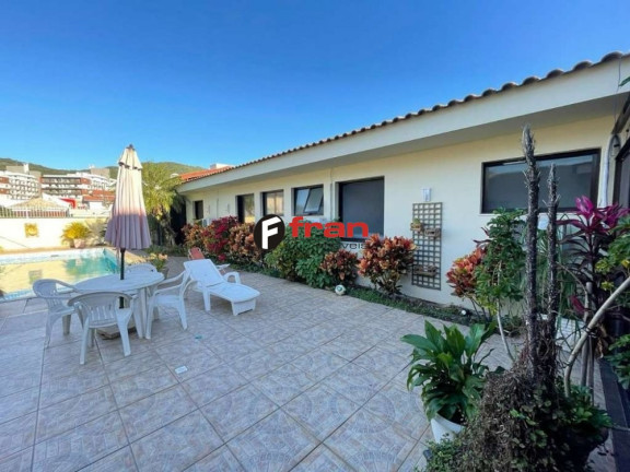 Imagem Casa com 4 Quartos à Venda, 306 m² em Córrego Grande - Florianópolis