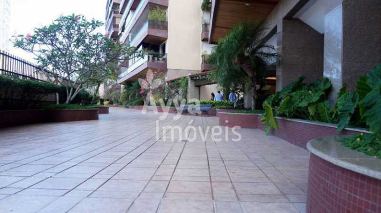 Imagem Apartamento com 3 Quartos à Venda, 150 m² em Leblon - Rio De Janeiro Imagem Apartamento com 3 Quartos à Venda, 150 m² em Leblon - Rio De Janeiro