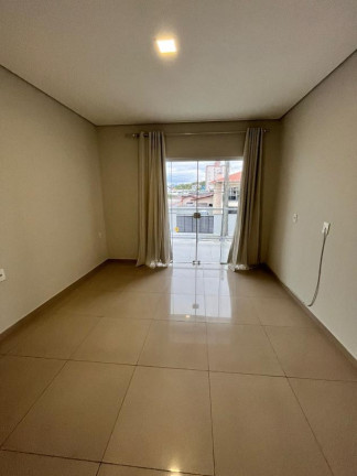 Imagem Sobrado com 3 Quartos à Venda, 148 m² em Floresta - Joinville Imagem Sobrado com 3 Quartos à Venda, 148 m² em Floresta - Joinville