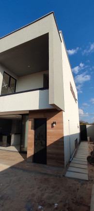 Imagem Casa com 3 Quartos à Venda, 183 m² em Vale Quem Tem - Teresina Imagem Casa com 3 Quartos à Venda, 183 m² em Vale Quem Tem - Teresina
