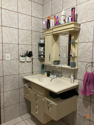 Imagem Casa com 3 Quartos à Venda, 69 m²