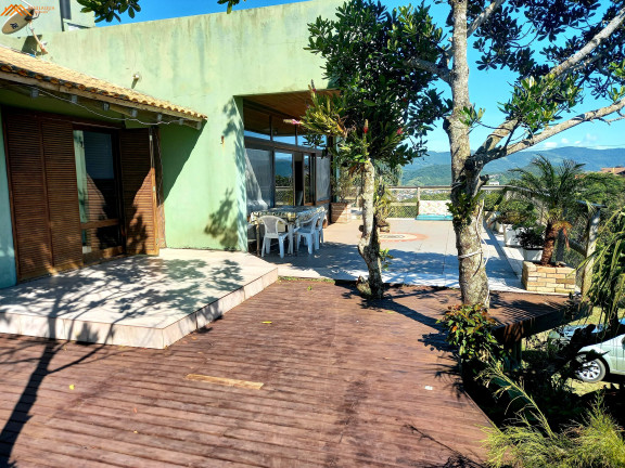 Imagem Casa com 7 Quartos à Venda,  em Silveira - Garopaba