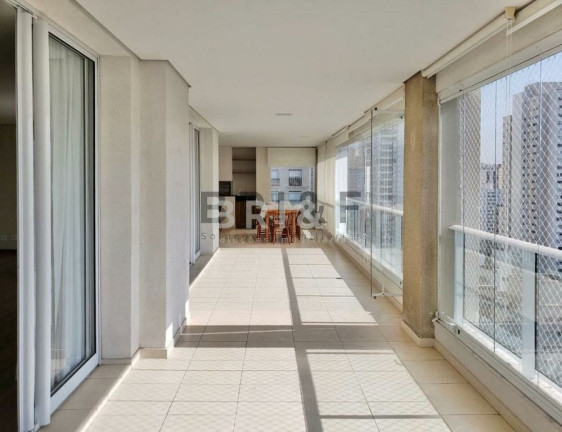 Apartamento com 4 Quartos para Alugar, 274 m² em Campo Belo - São Paulo