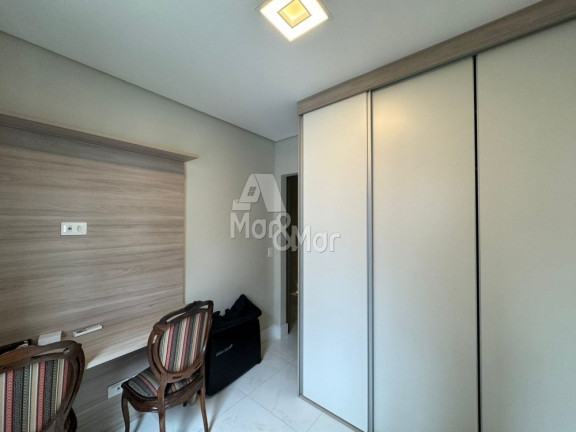 Imagem Flat com 3 Quartos à Venda, 113 m² em Pitangueiras - Guarujá Imagem Flat com 3 Quartos à Venda, 113 m² em Pitangueiras - Guarujá