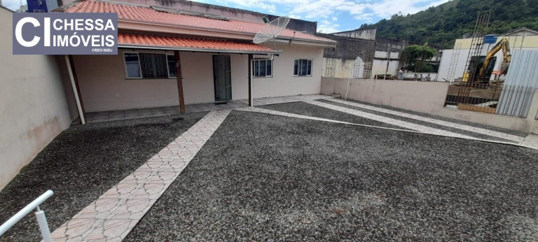 Imagem Casa com 2 Quartos à Venda, 222 m² em Centro - Itajaí Imagem Casa com 2 Quartos à Venda, 222 m² em Centro - Itajaí