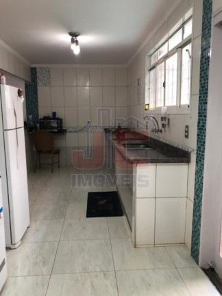 Imagem Casa com 4 Quartos à Venda, 225 m² em Sumarezinho - Ribeirão Preto Imagem Casa com 4 Quartos à Venda, 225 m² em Sumarezinho - Ribeirão Preto