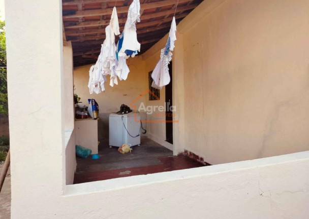 Imagem Casa com 2 Quartos à Venda, 250 m² em Parque Das Laranjeiras - Mogi Mirim Imagem Casa com 2 Quartos à Venda, 250 m² em Parque Das Laranjeiras - Mogi Mirim
