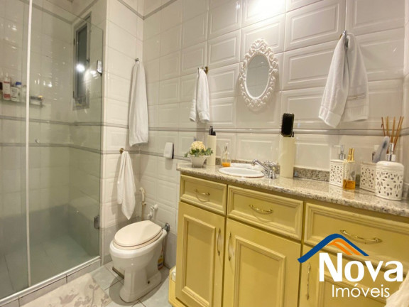 Imagem Imóvel com 2 Quartos à Venda, 93 m² em Planalto - Gramado Imagem Imóvel com 2 Quartos à Venda, 93 m² em Planalto - Gramado