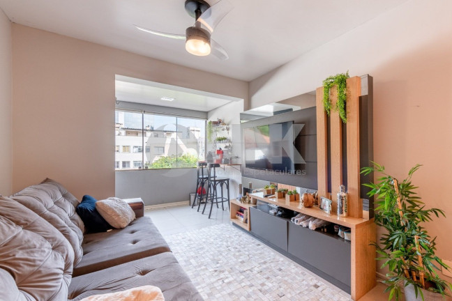 Imagem Apartamento com 2 Quartos à Venda, 77 m² em Petrópolis - Porto Alegre Imagem Apartamento com 2 Quartos à Venda, 77 m² em Petrópolis - Porto Alegre