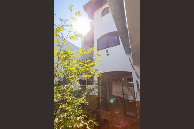 Imagem Casa com 4 Quartos à Venda, 305 m² em Bosque Da Saúde - São Paulo Imagem Casa com 4 Quartos à Venda, 305 m² em Bosque Da Saúde - São Paulo