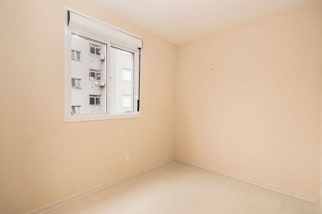 Imagem Imóvel com 2 Quartos à Venda, 57 m² em Cavalhada - Porto Alegre Imagem Imóvel com 2 Quartos à Venda, 57 m² em Cavalhada - Porto Alegre