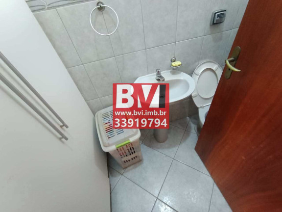 Imagem Casa com 3 Quartos à Venda, 220 m² em Penha Circular - Rio De Janeiro Imagem Casa com 3 Quartos à Venda, 220 m² em Penha Circular - Rio De Janeiro