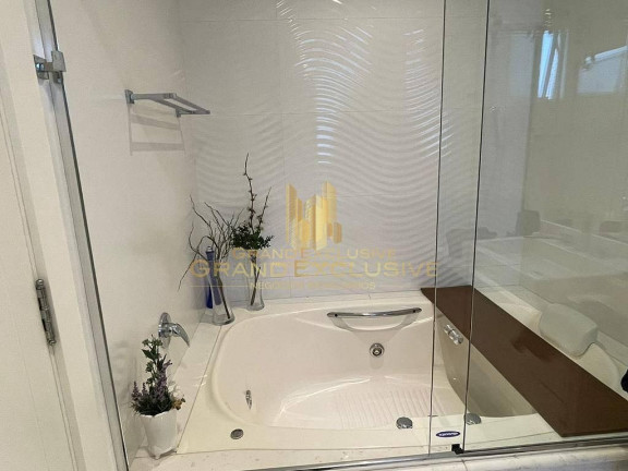 Imagem Apartamento com 3 Quartos à Venda, 150 m² em Centro - Balneário Camboriú Imagem Apartamento com 3 Quartos à Venda, 150 m² em Centro - Balneário Camboriú