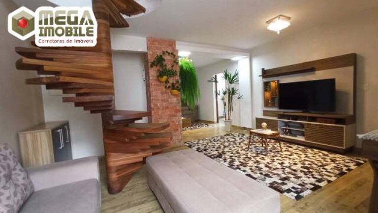 Imagem Apartamento com 2 Quartos à Venda, 150 m² em Centro - Florianópolis Imagem Apartamento com 2 Quartos à Venda, 150 m² em Centro - Florianópolis