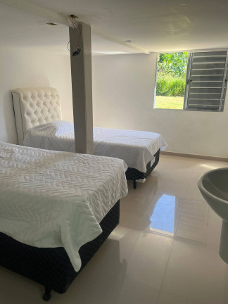 Imagem Casa com 4 Quartos à Venda, 245 m² em Quintas Do Ingaí - Santana De Parnaíba Imagem Casa com 4 Quartos à Venda, 245 m² em Quintas Do Ingaí - Santana De Parnaíba