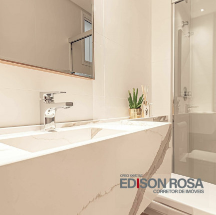 Imagem Apartamento com 3 Quartos à Venda, 104 m² em Centro - Florianópolis Imagem Apartamento com 3 Quartos à Venda, 104 m² em Centro - Florianópolis