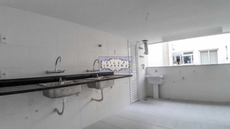 Imagem Cobertura com 4 Quartos à Venda, 355 m² em Grajaú - Rio De Janeiro Imagem Cobertura com 4 Quartos à Venda, 355 m² em Grajaú - Rio De Janeiro
