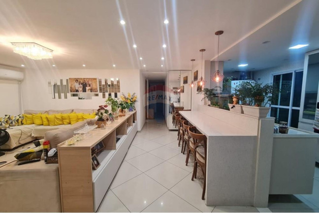 Imagem Apartamento com 4 Quartos à Venda, 171 m² em Jacarepaguá - Rio De Janeiro