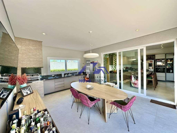 Imagem Casa com 4 Quartos à Venda, 345 m² em Granja Viana - Carapicuíba Imagem Casa com 4 Quartos à Venda, 345 m² em Granja Viana - Carapicuíba