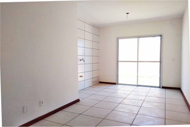 Imagem Casa com 2 Quartos à Venda, em Restinga - Porto Alegre Imagem Casa com 2 Quartos à Venda, em Restinga - Porto Alegre