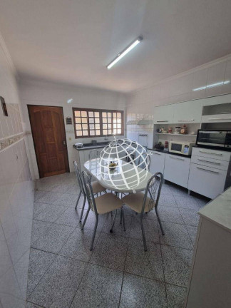Imagem Casa com 2 Quartos à Venda, 115 m² em Vila Carvalho - Atibaia Imagem Casa com 2 Quartos à Venda, 115 m² em Vila Carvalho - Atibaia