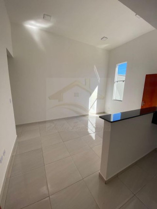 Imagem Imóvel com 3 Quartos à Venda, 70 m² em Jardim Padovani - Londrina