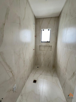 Imagem Casa com 3 Quartos à Venda, 126 m²
