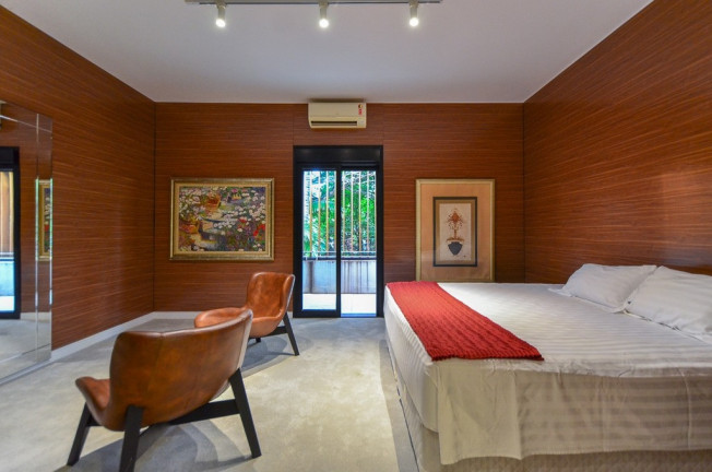 Imagem Casa com 4 Quartos à Venda, em Jardim América - São Paulo Imagem Casa com 4 Quartos à Venda, em Jardim América - São Paulo