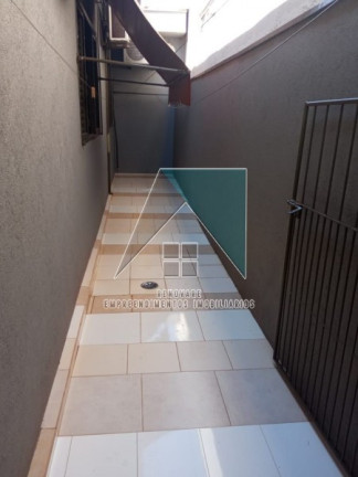 Imagem Casa com 3 Quartos à Venda, 130 m² em Castelo Branco - Ribeirão Preto Imagem Casa com 3 Quartos à Venda, 130 m² em Castelo Branco - Ribeirão Preto