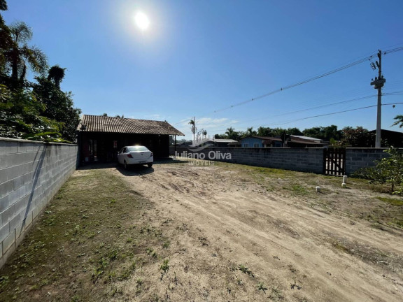 Casa com 3 Quartos à Venda, 73 m² em Barra Do Sai - Itapoá